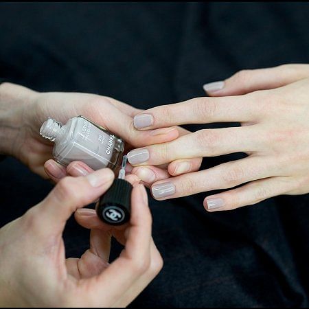 chanel beauty backstage nails 